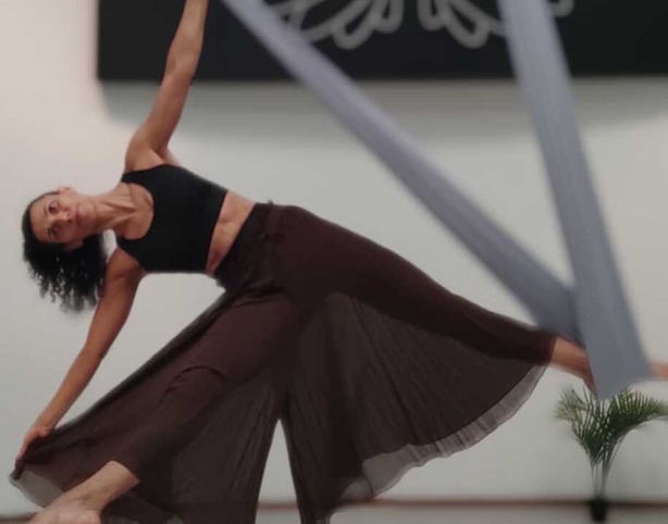 Masterclass Aerial Yoga: truques e acrobacias